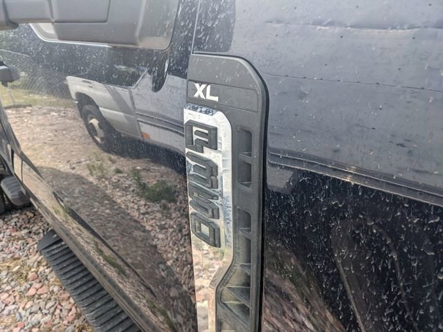 Used 2024 Ford F350 XL w/ FX4 Off-Road Package AWD/4WD image 4