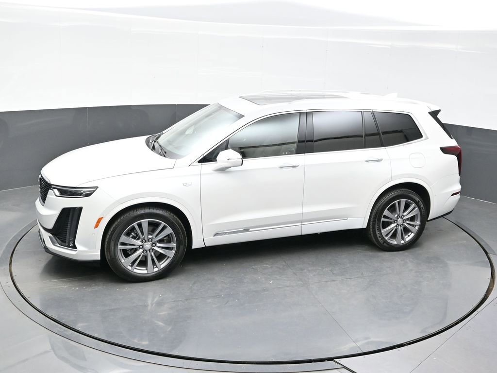 Certified 2025 Cadillac XT6 Premium Luxury w/ Platinum Package image 34