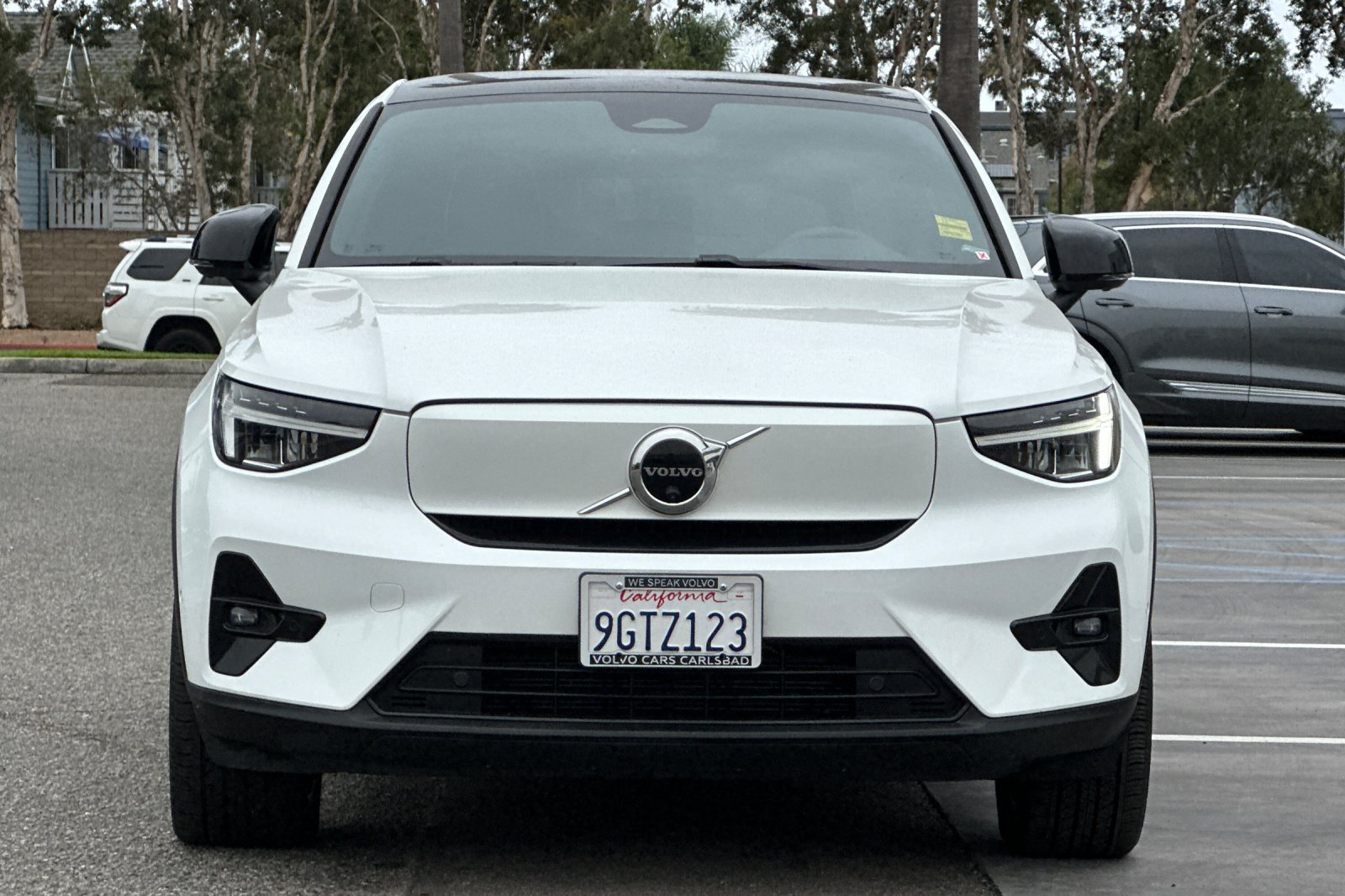 Certified 2023 Volvo C40 P8 Recharge Plus AWD/4WD image 9