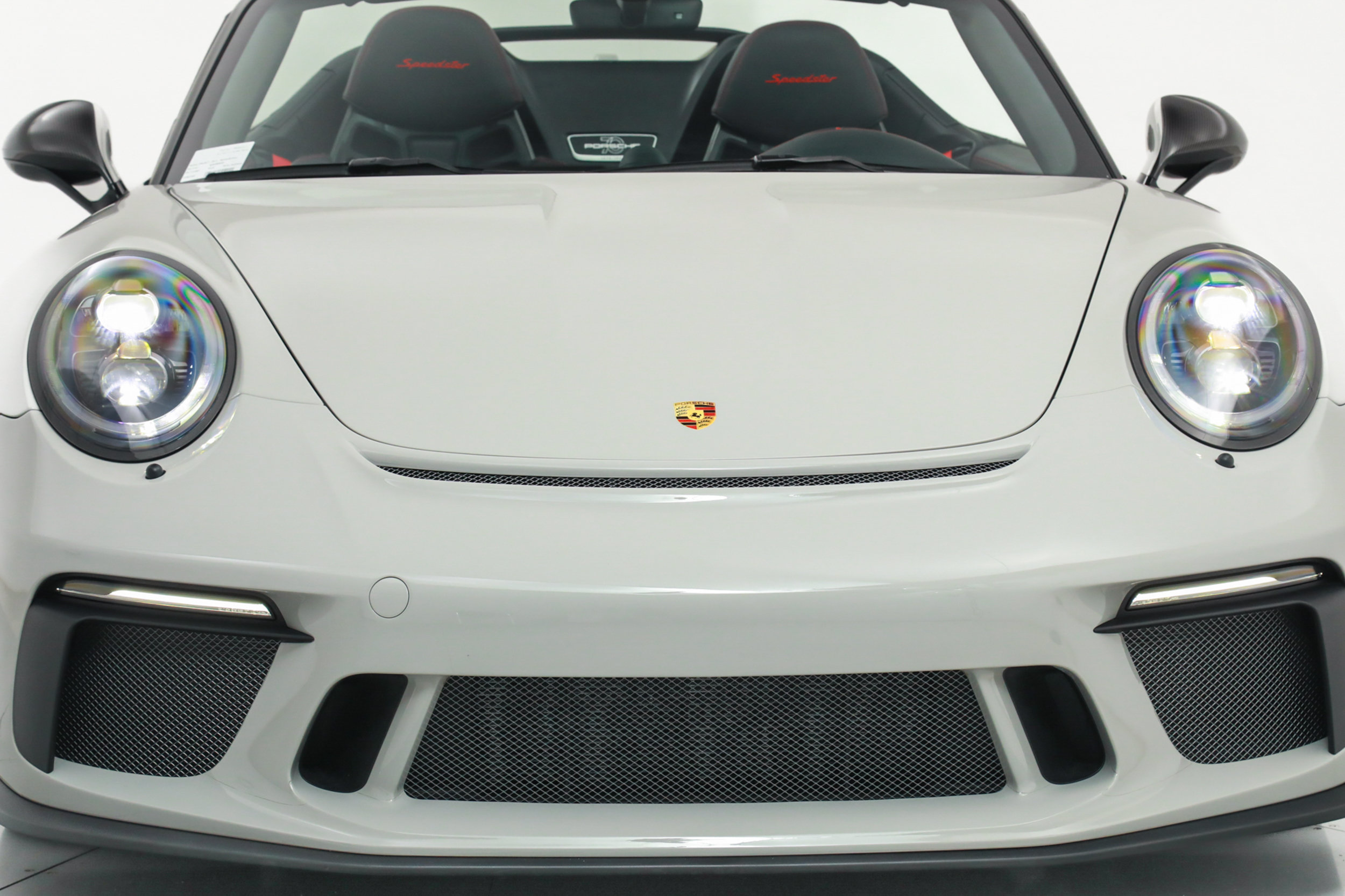 Used 2019 Porsche 911 Speedster RWD image 11