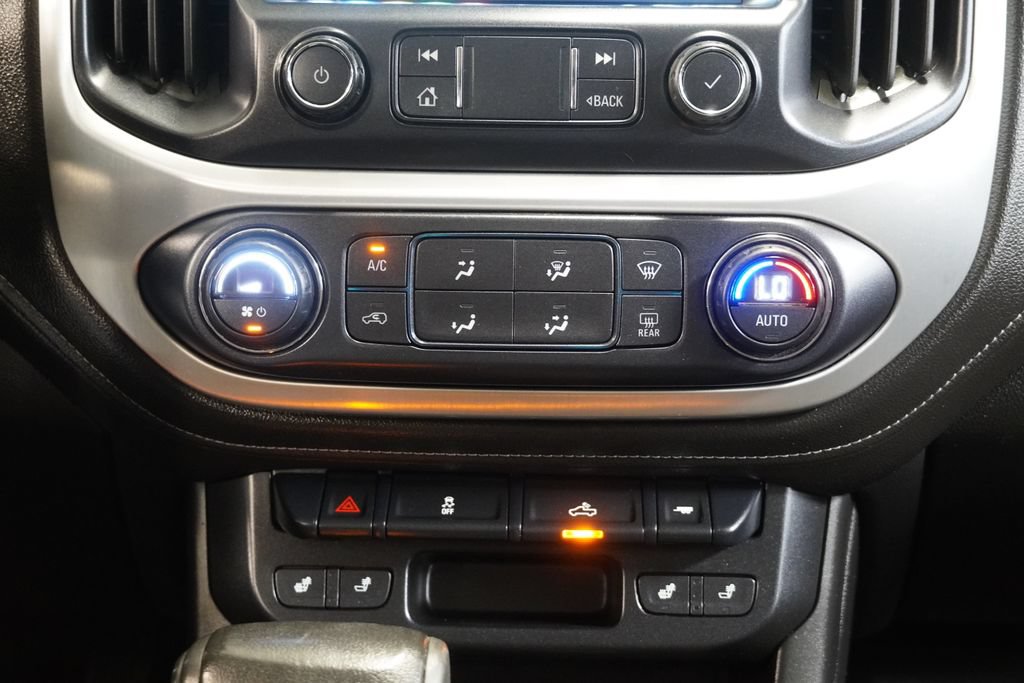Used 2020 GMC Canyon SLE w/ Elevation Edition AWD/4WD image 18