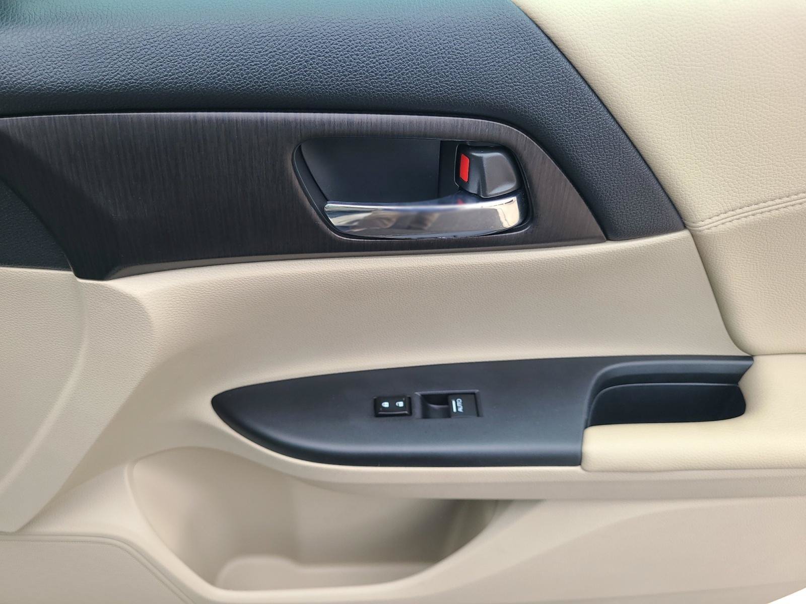 Used 2013 Honda Accord EX-L image 22