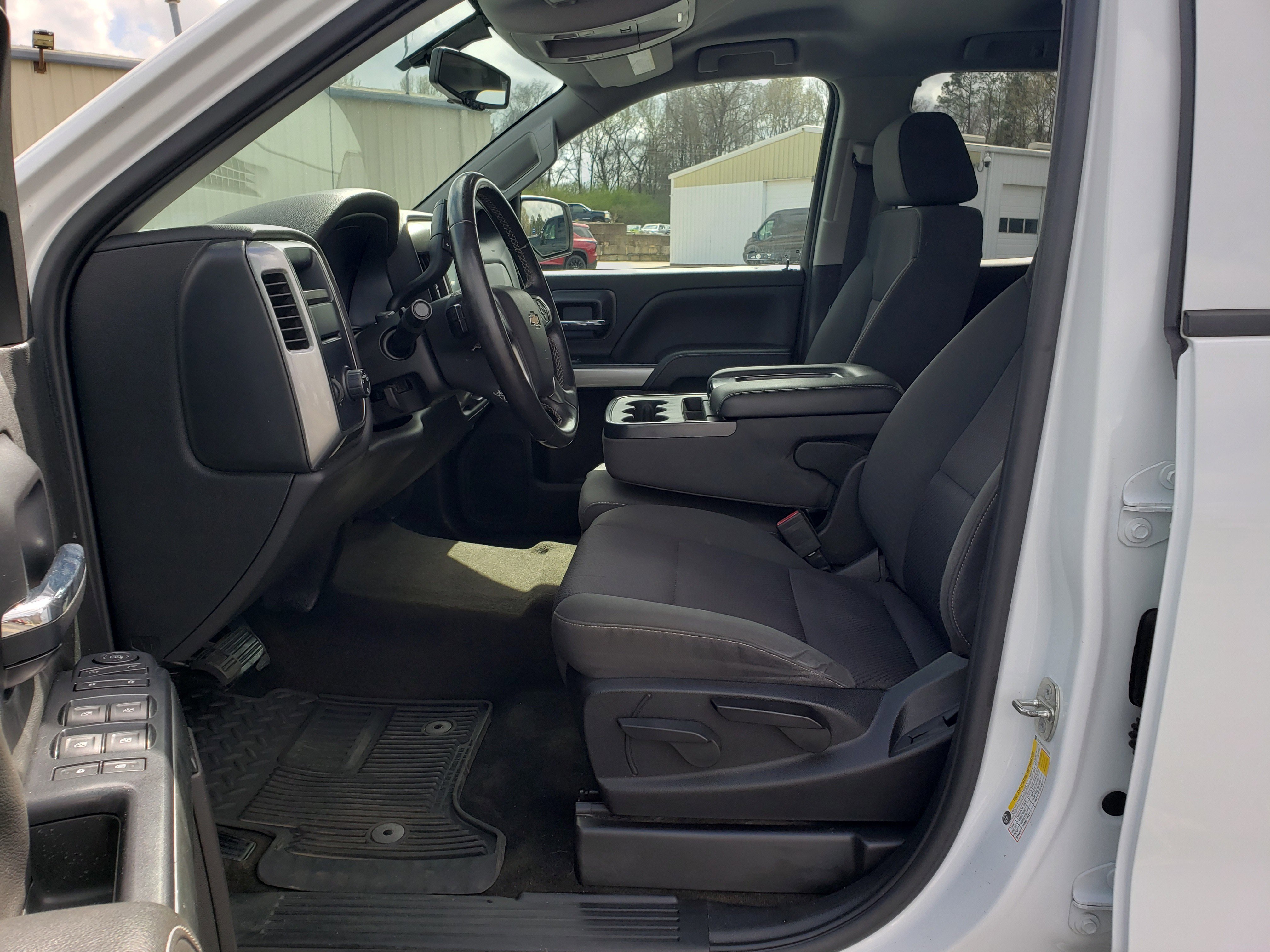 Used 2018 Chevrolet Silverado 1500 LT image 15