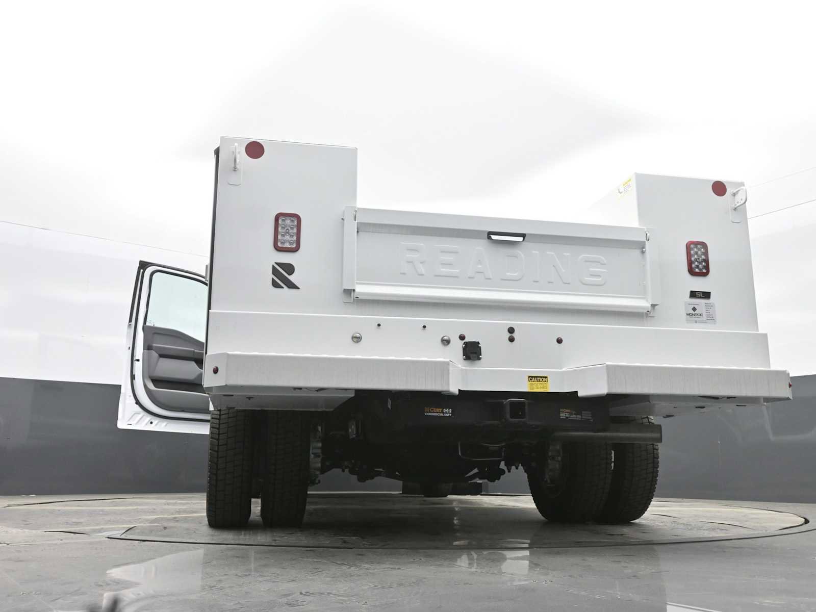 New 2023 Ford F550 4x4 Regular Cab Super Duty image 40