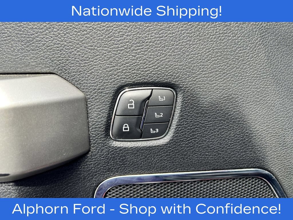 Used 2021 Ford F250 Lariat w/ Lariat Ultimate Package AWD/4WD image 13