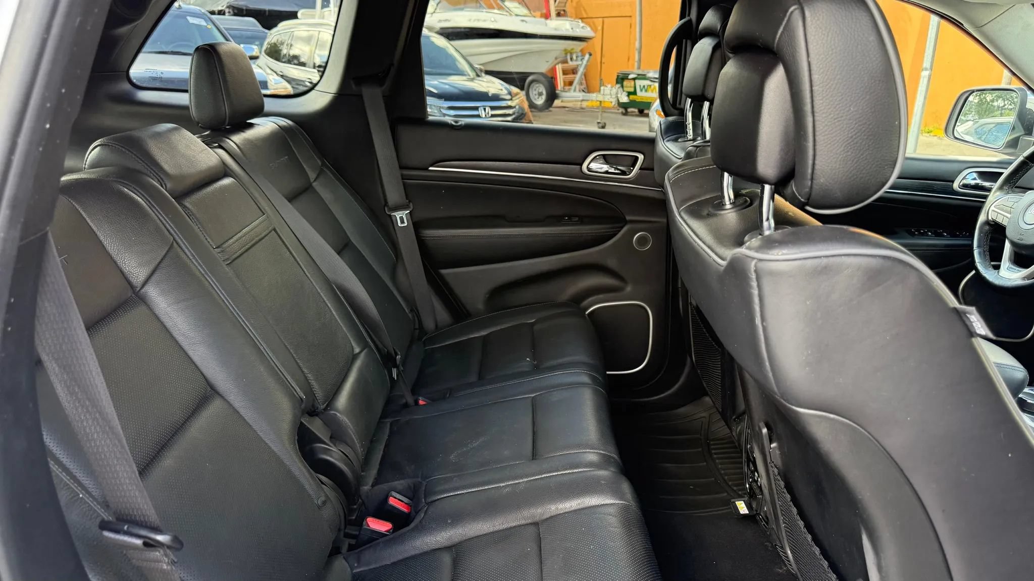 Used 2019 Jeep Grand Cherokee Summit AWD/4WD image 25