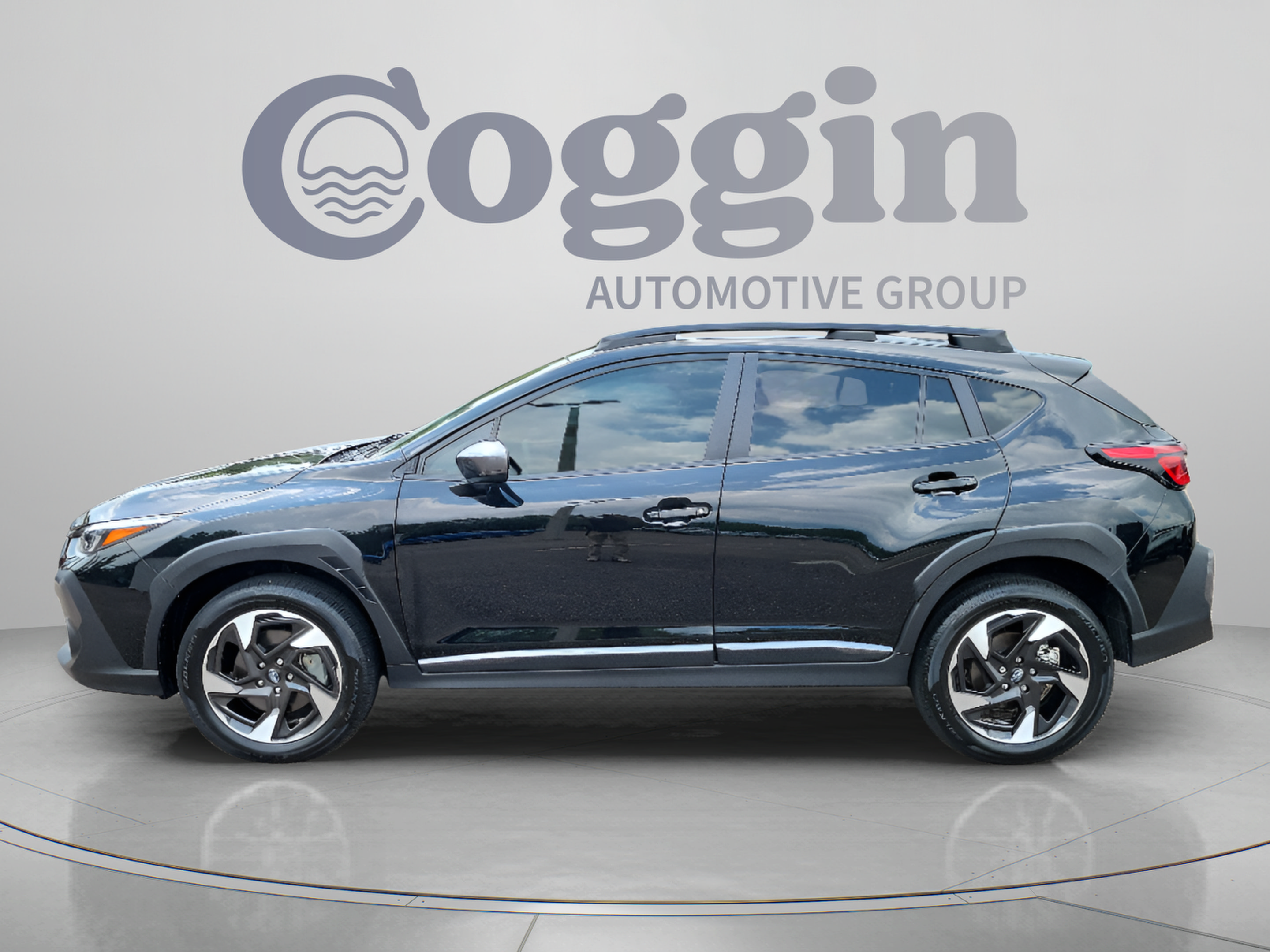 Used 2025 Subaru Crosstrek 2.5i Limited AWD/4WD image 2