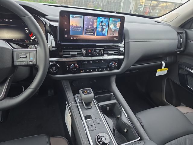 New 2026 Nissan Pathfinder Platinum AWD/4WD image 22