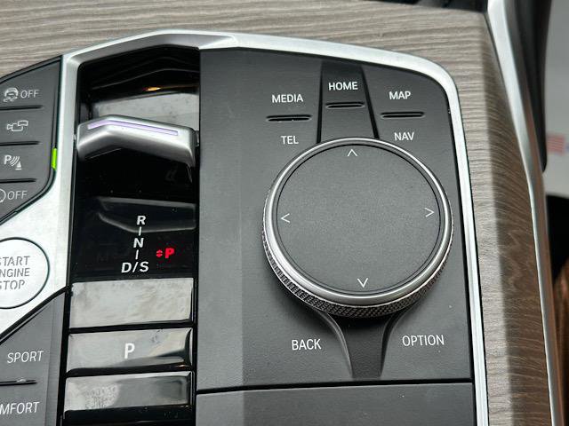 Certified 2025 BMW 330i xDrive 330i xDrive Sedan w/ Premium Package image 27