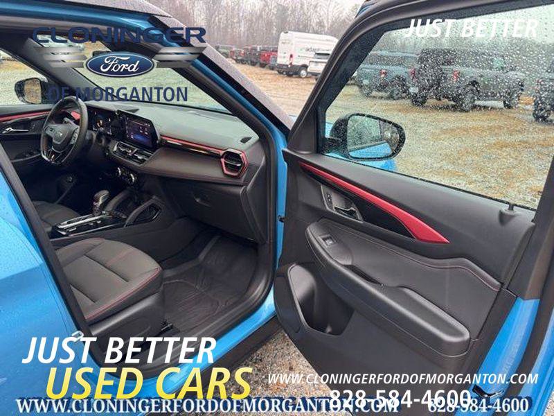 Used 2025 Chevrolet TrailBlazer RS w/ Convenience Package image 15