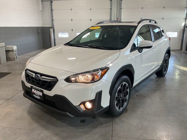 Used 2021 Subaru Crosstrek 2.0i Premium w/ Moonroof Package image 3