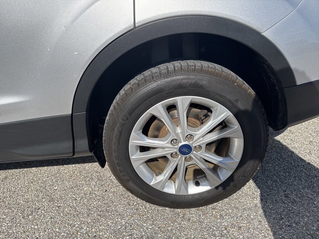 Used 2018 Ford Escape S image 11