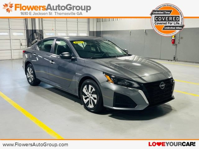Used 2025 Nissan Altima 2.5 S FWD image 1