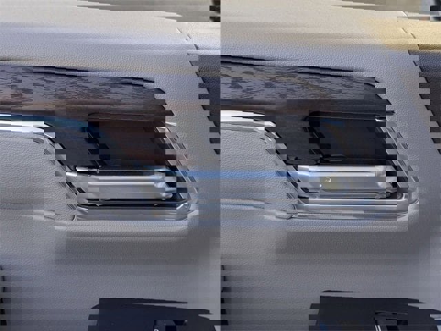 New 2026 GMC Sierra 2500 SLT w/ SLT Premium Package image 28