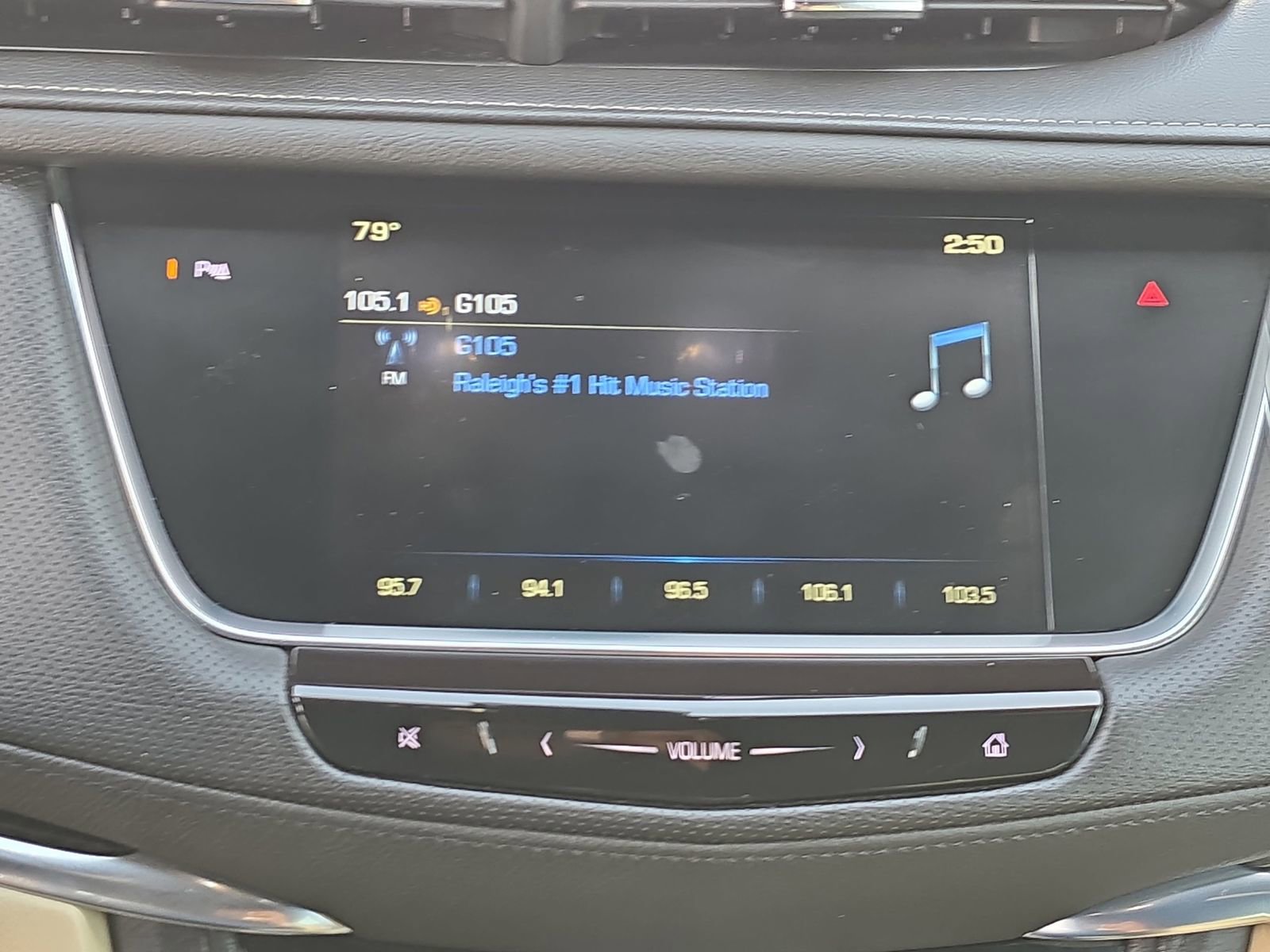 Used 2018 Cadillac XT5 FWD image 25