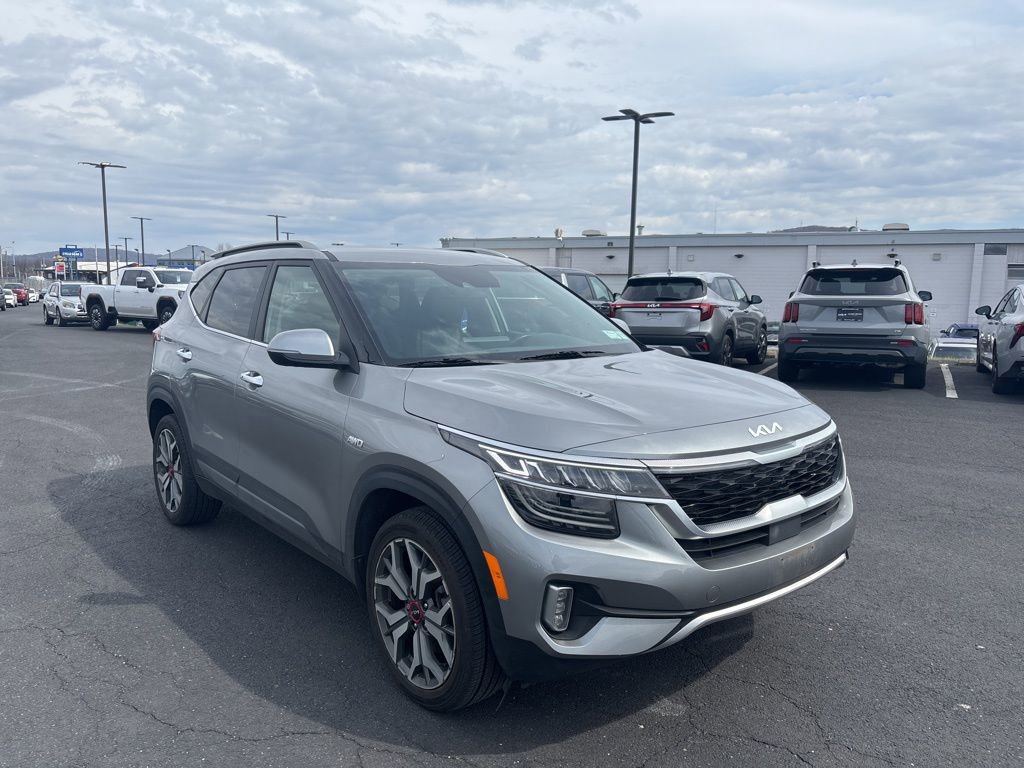 Certified 2023 Kia Seltos SX image 1