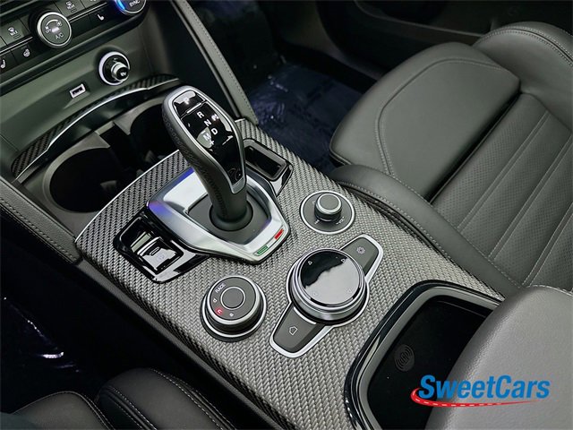 Used 2024 Alfa Romeo Stelvio Quadrifoglio image 29