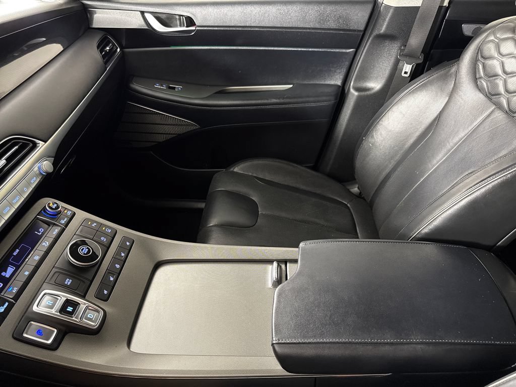Used 2021 Hyundai Palisade Limited FWD image 20