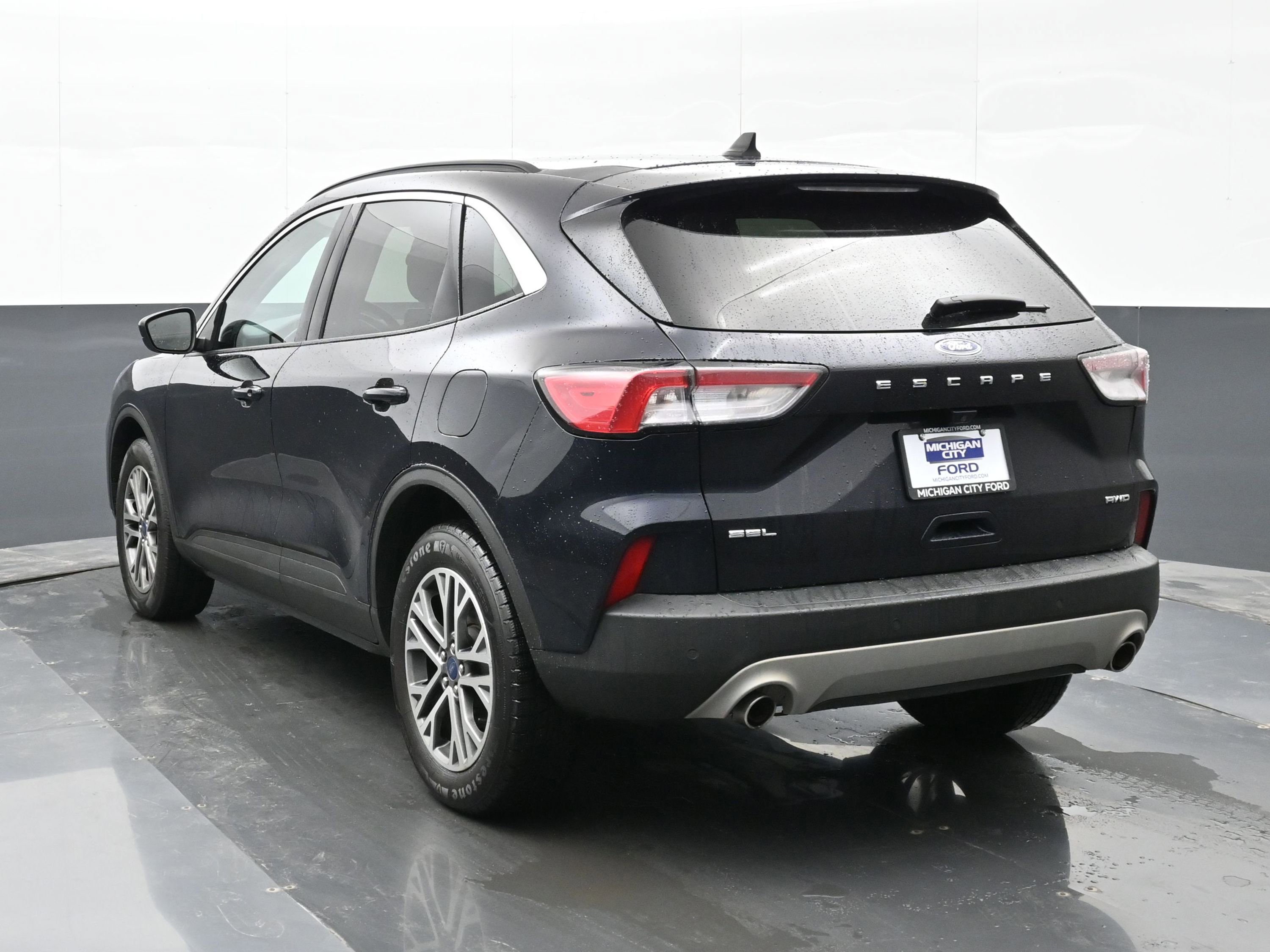 Used 2021 Ford Escape SEL image 6