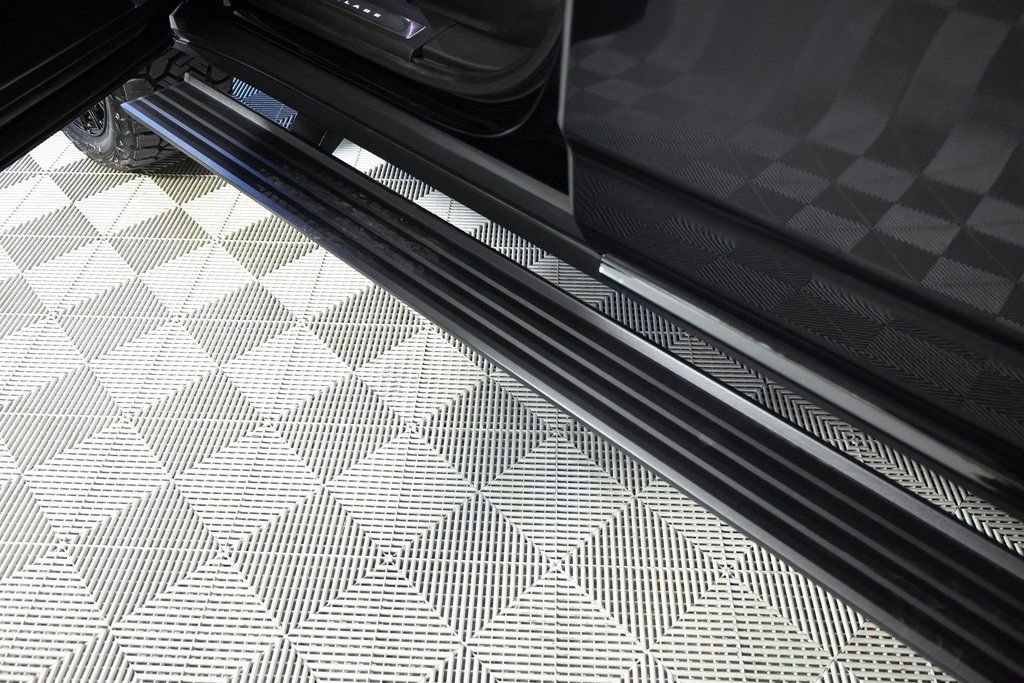 Used 2026 Cadillac Escalade ESV Sport w/ Touring Package image 20