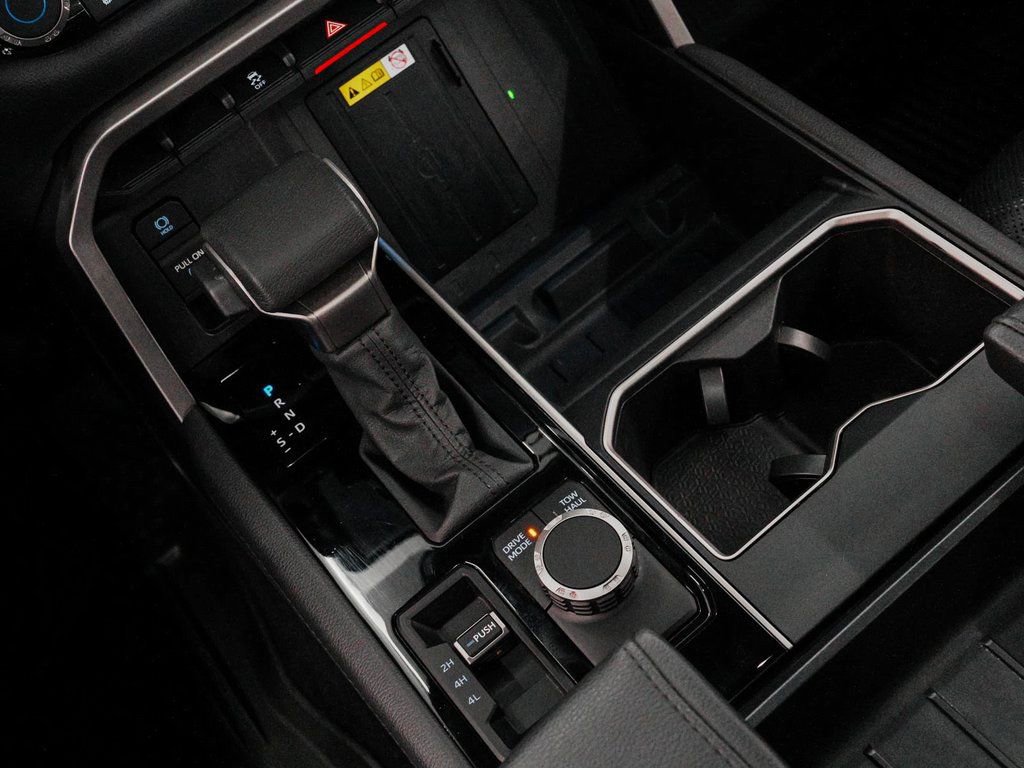 Used 2024 Toyota Tundra Limited w/ Power Package image 28