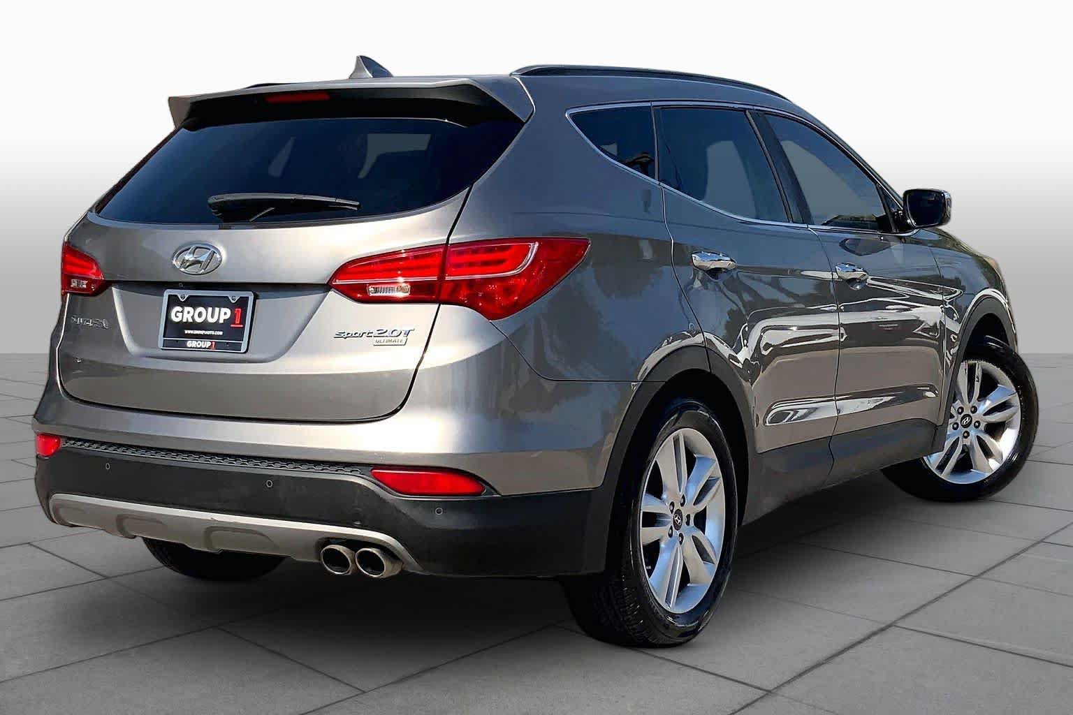 Used 2016 Hyundai Santa Fe Sport 2.0T w/ Option Group 05 FWD image 13