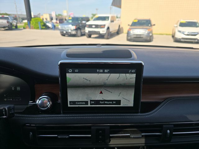 Used 2022 Lincoln Corsair Reserve w/ Equipment Group 201A image 17