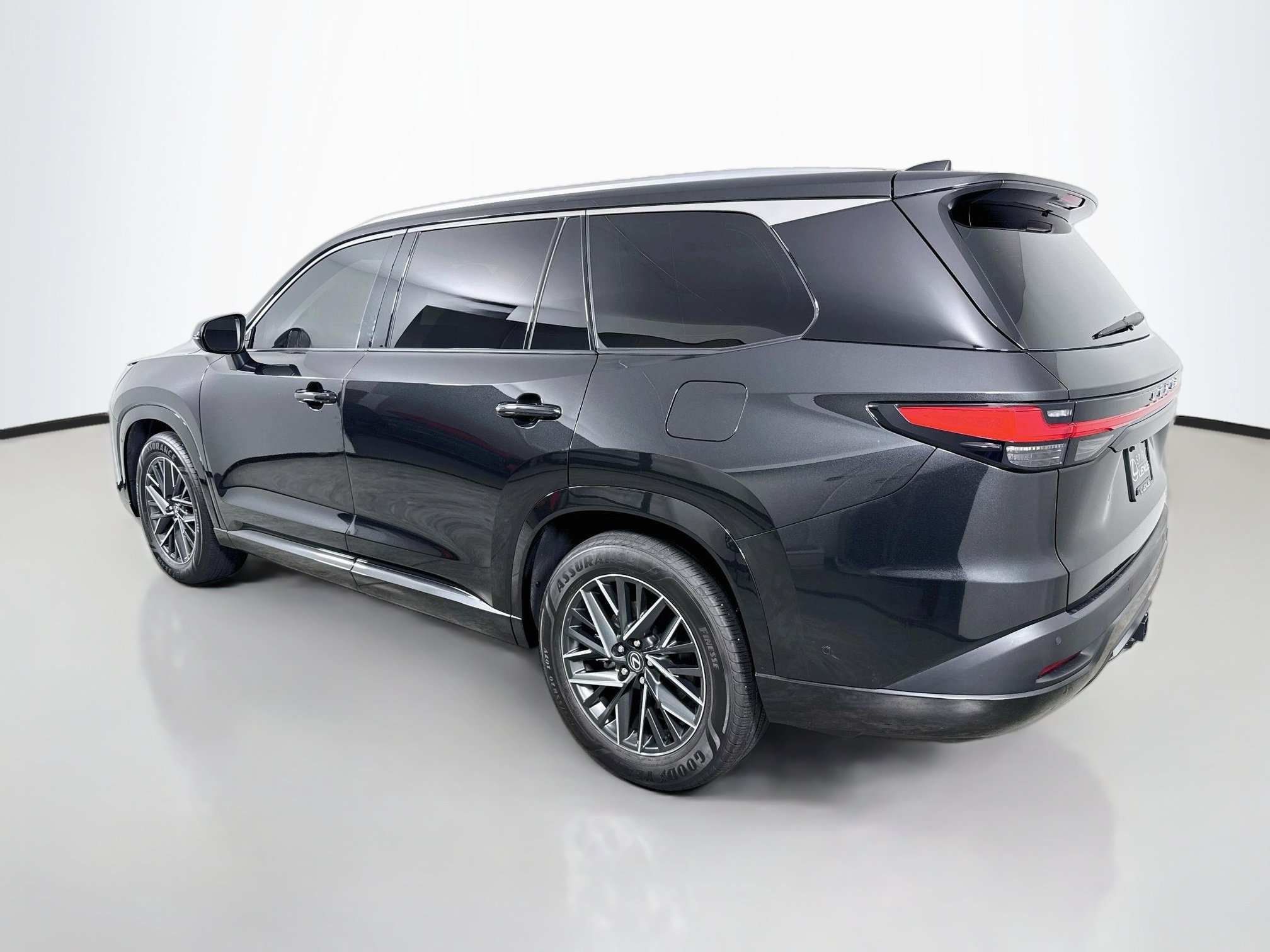 Certified 2025 Lexus TX 350 FWD w/ Technology Package image 5