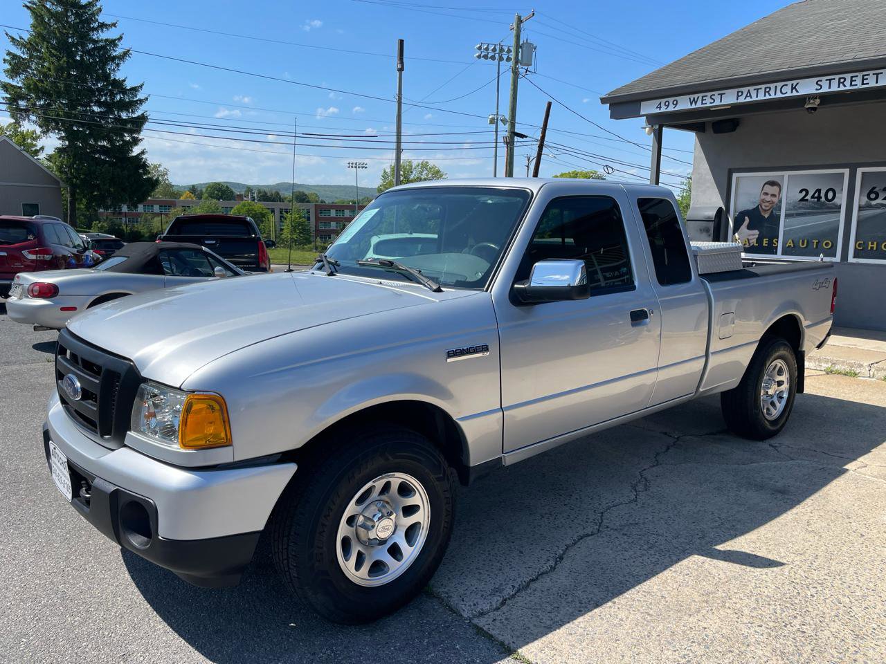 Used 2011 Ford Ranger XLT w/ Bright Trim Group AWD/4WD image 5