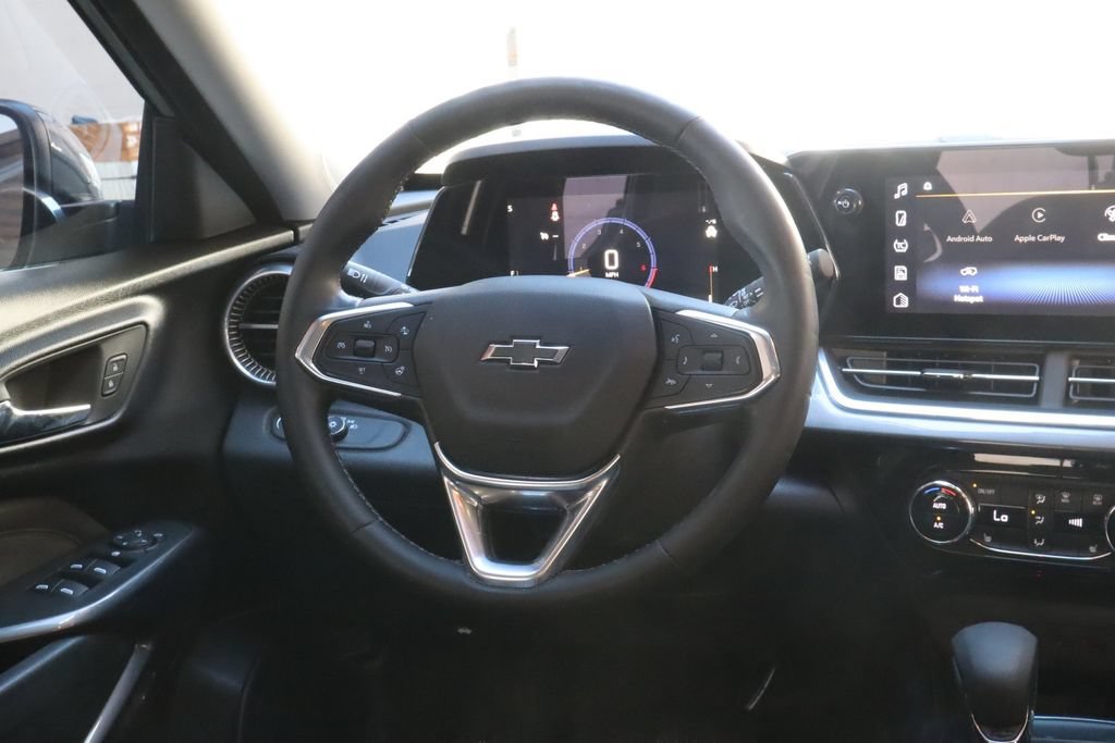 Used 2024 Chevrolet Trax ACTIV FWD image 28