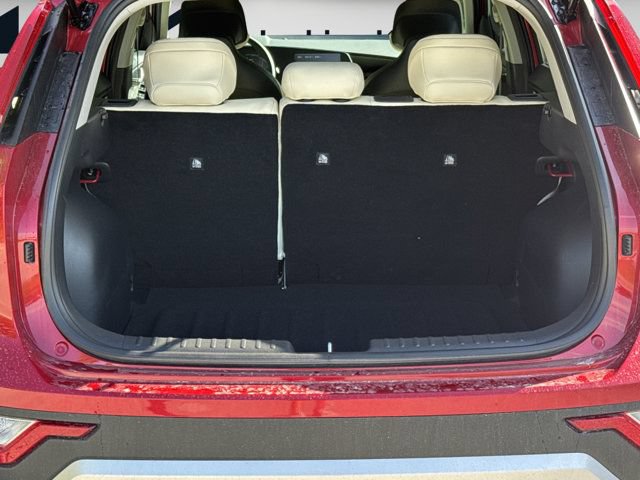 Used 2026 Kia Niro LX FWD image 9