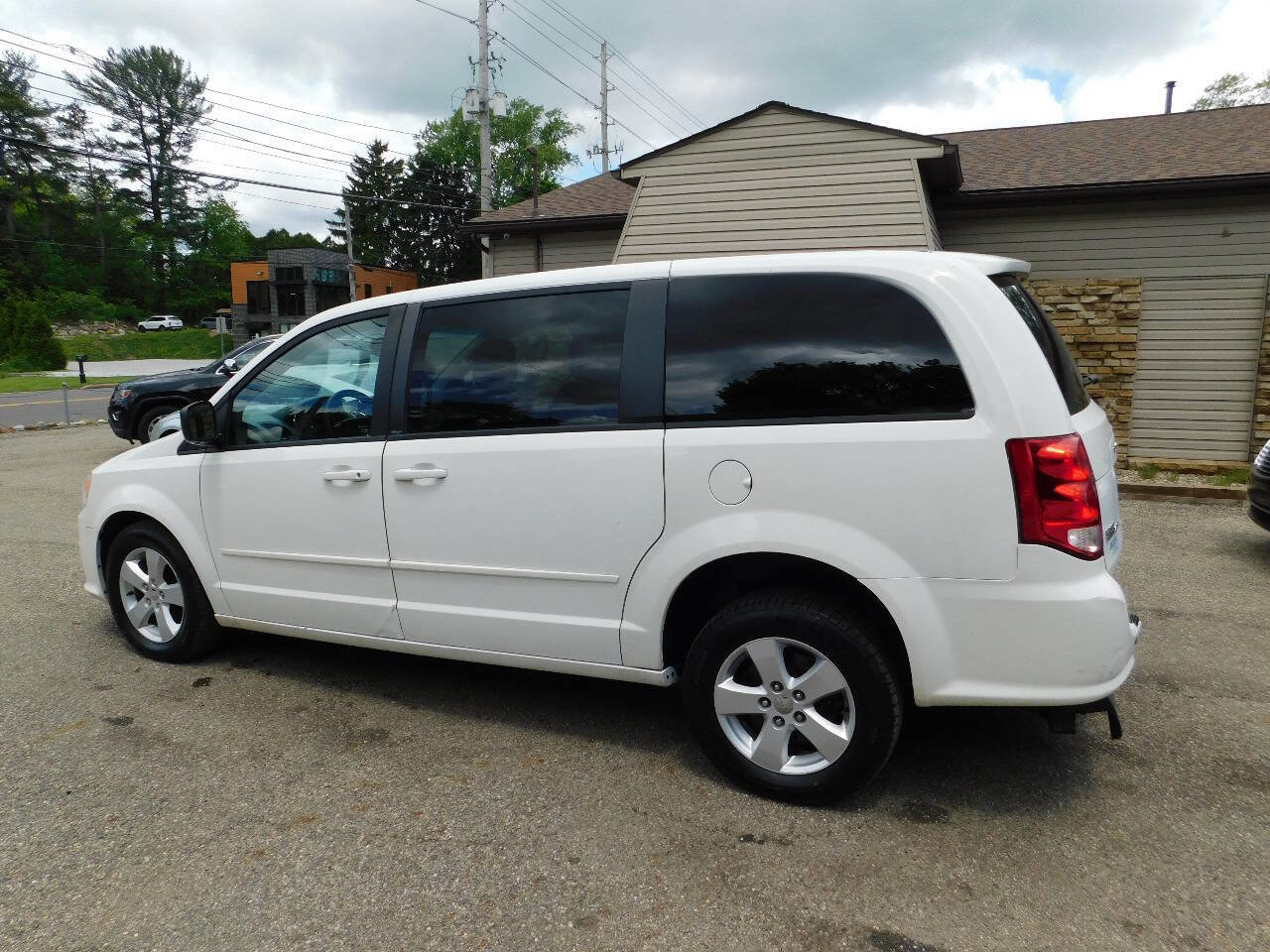 Used 2013 Dodge Grand Caravan SE image 11