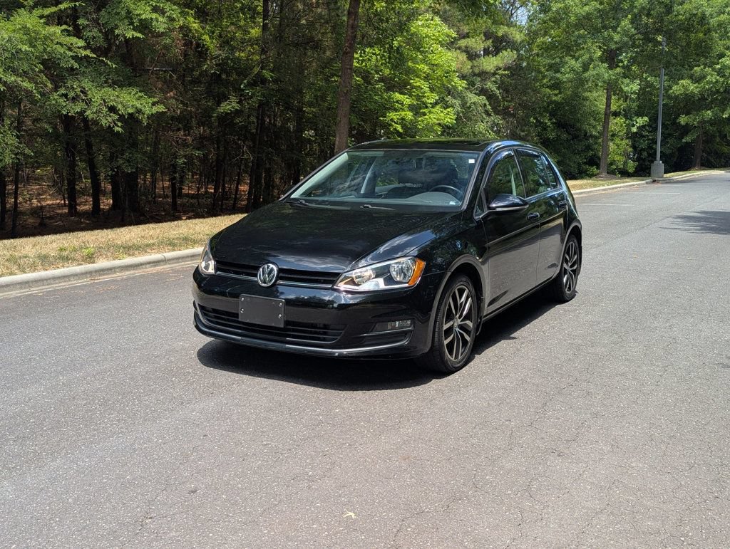 Used 2016 Volkswagen Golf SE FWD image 1