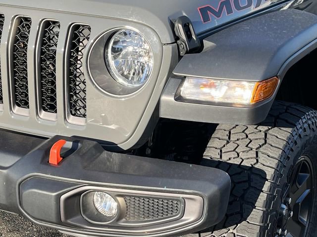 Used 2023 Jeep Gladiator Mojave w/ Safety Group AWD/4WD image 11