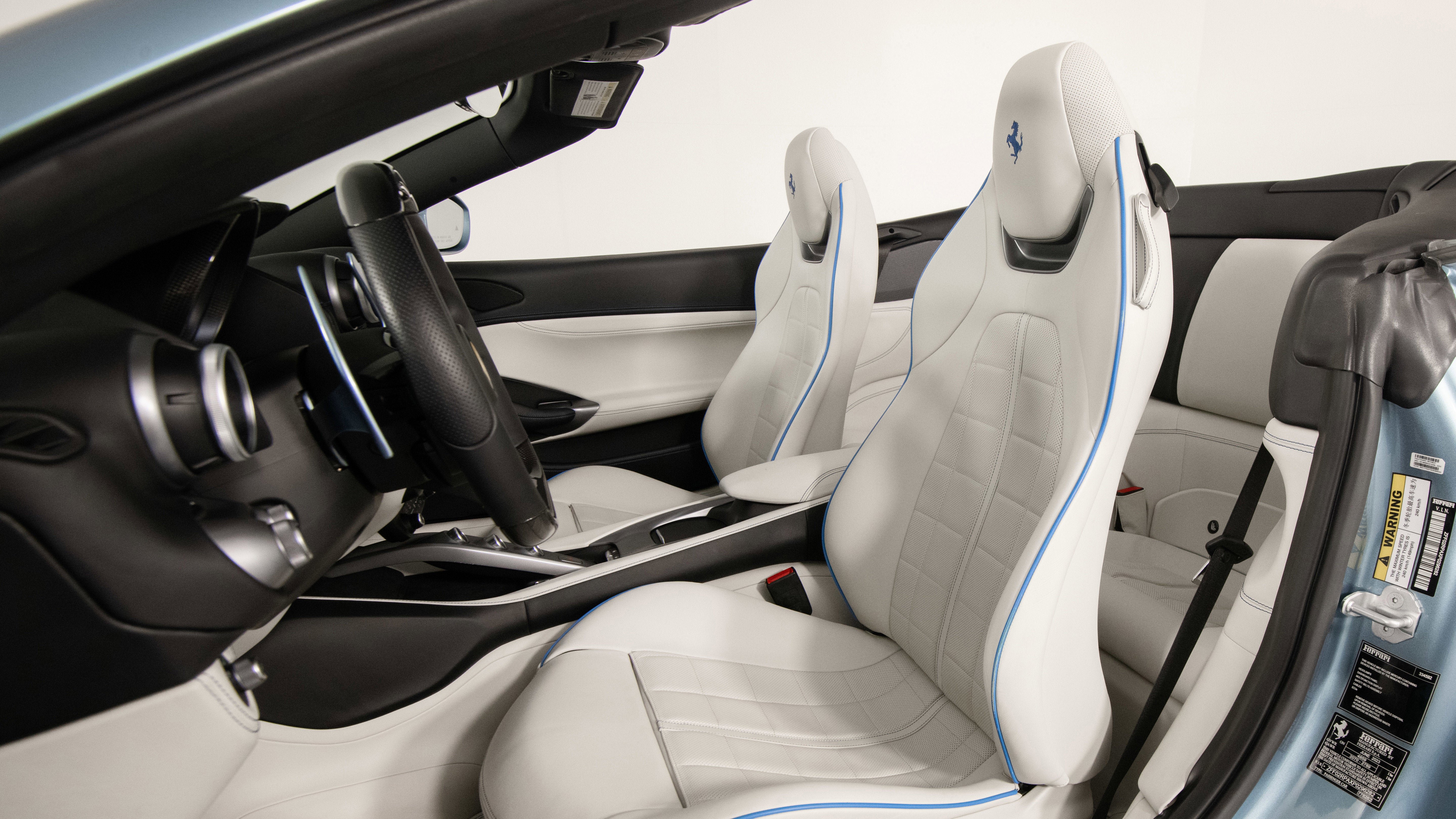 Certified 2023 Ferrari Portofino M RWD image 19