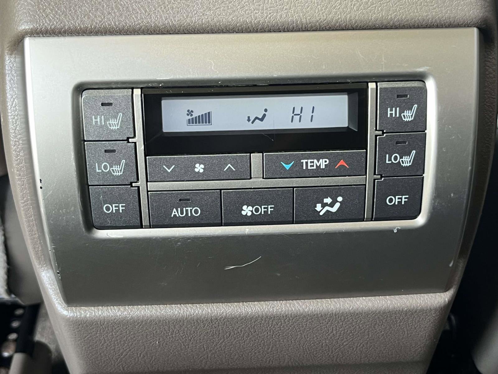 Used 2016 Lexus GX 460 w/ Premium Package AWD/4WD image 9