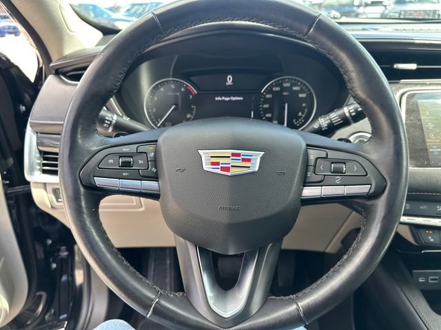 Used 2023 Cadillac XT4 Premium Luxury image 34