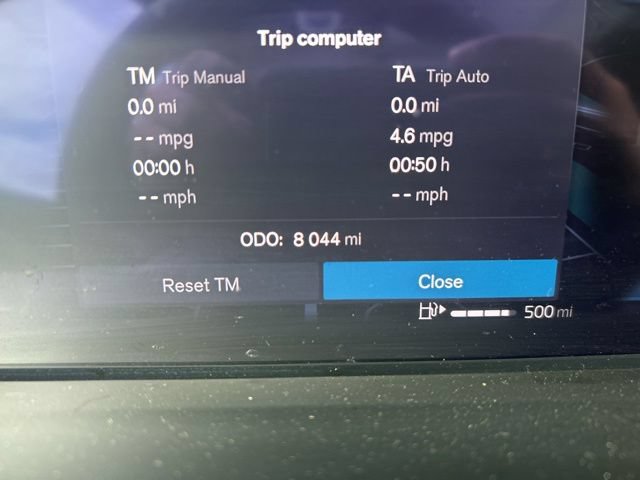 Certified 2025 Volvo XC40 B5 Plus AWD/4WD image 20