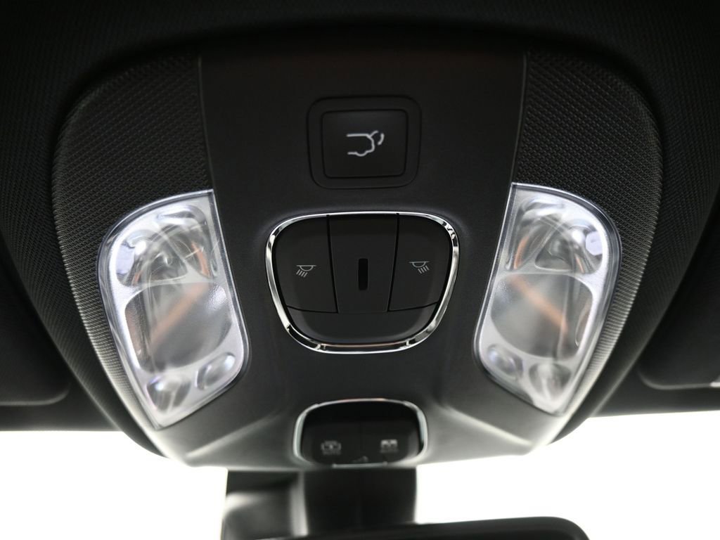 New 2026 Jeep Compass Limited image 30