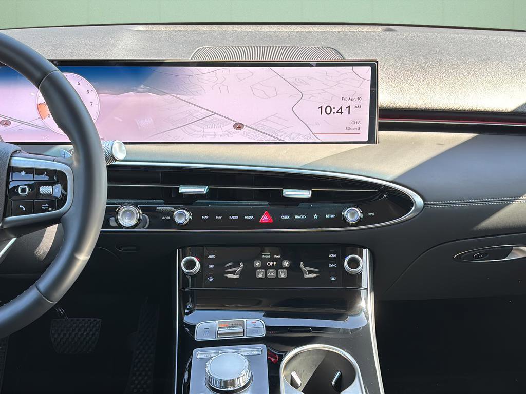 Certified 2026 Genesis GV70 2.5T image 18