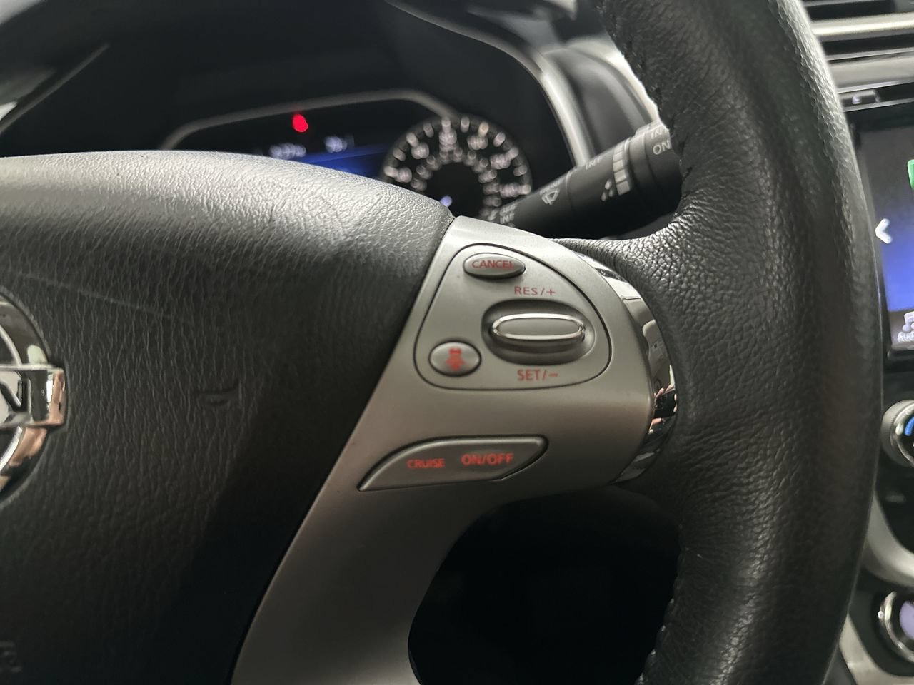 Used 2018 Nissan Murano S AWD/4WD image 50