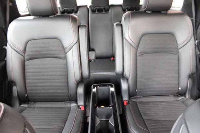 Used 2023 Nissan Pathfinder Rock Creek AWD/4WD image 39