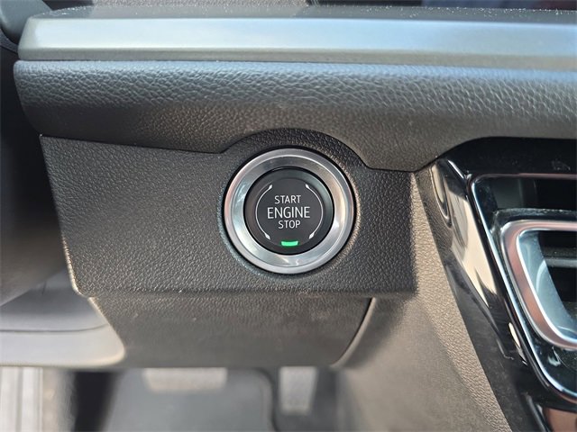 Used 2024 Chevrolet Traverse LT image 27