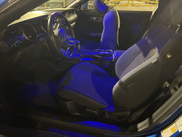 Used 2017 Ford Mustang Coupe image 8