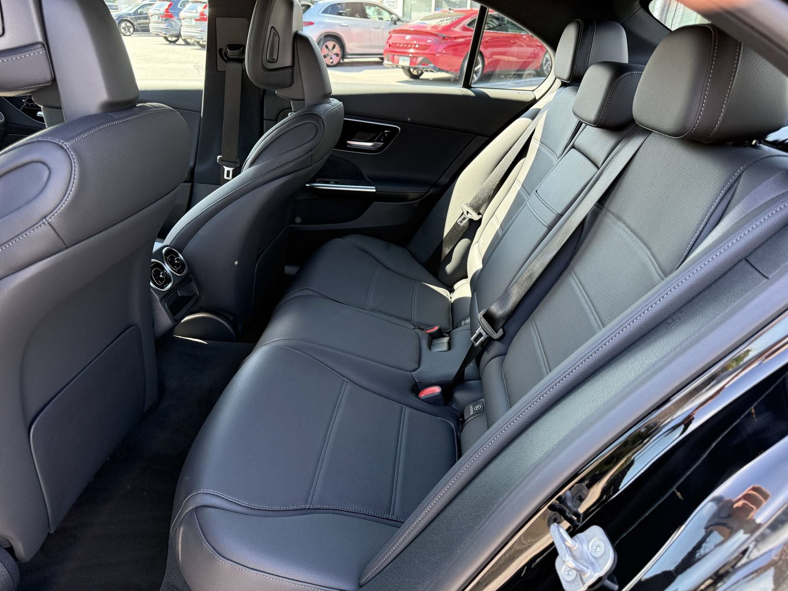 Used 2025 Mercedes-Benz C 300 Sedan image 12
