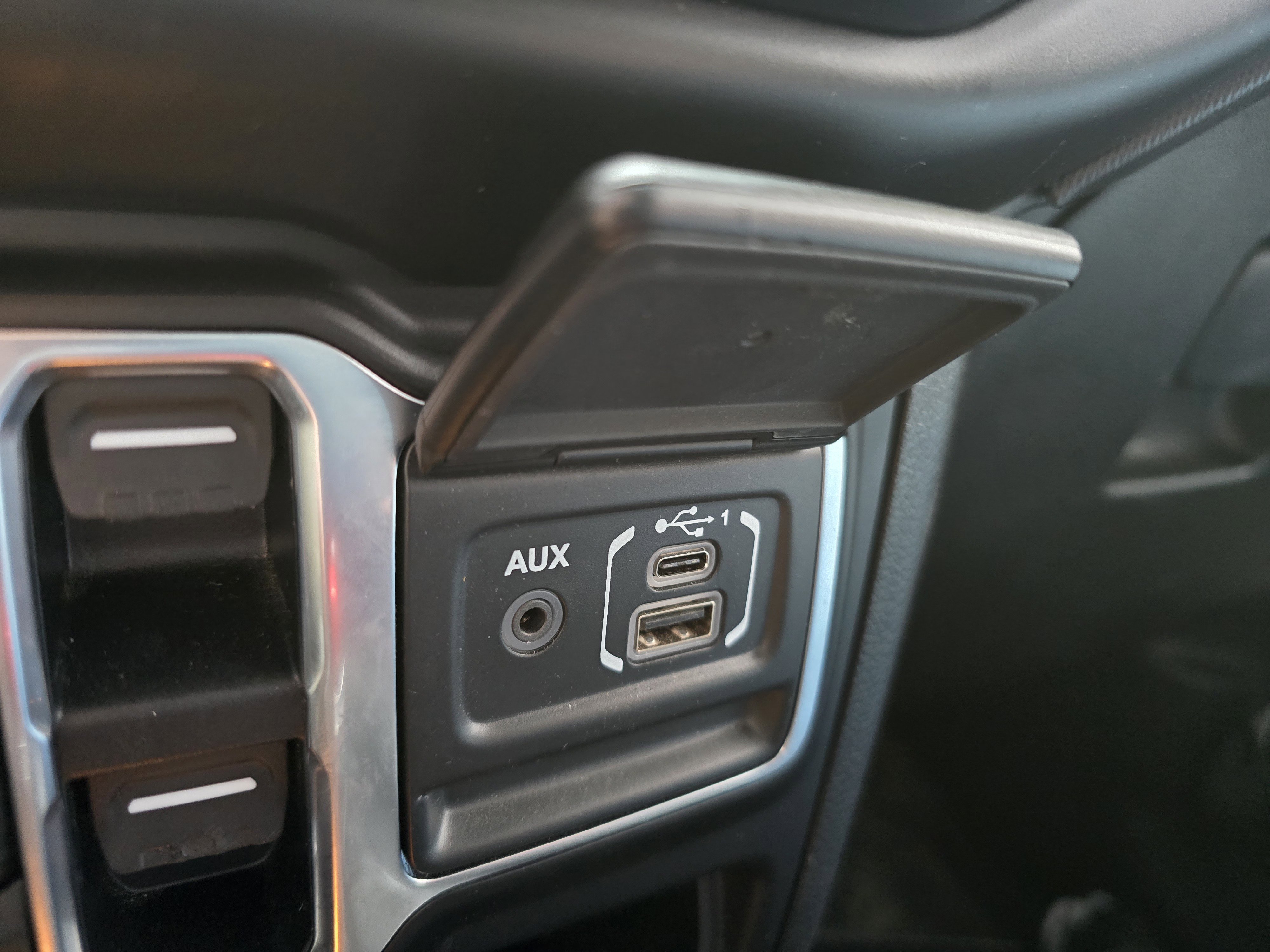 Used 2021 Jeep Wrangler Unlimited Rubicon image 35