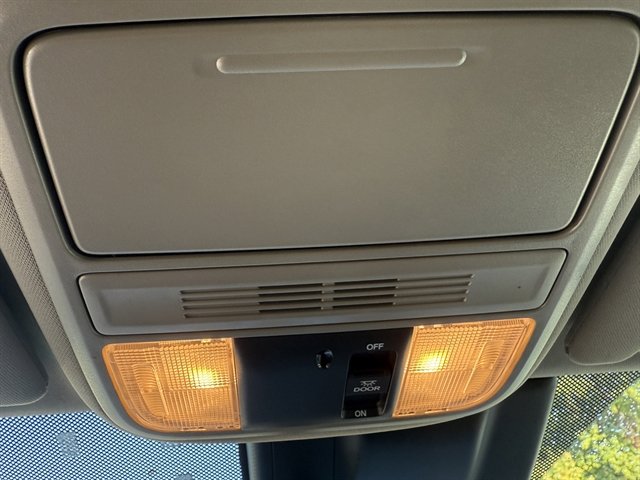 Used 2019 Honda Odyssey EX image 28