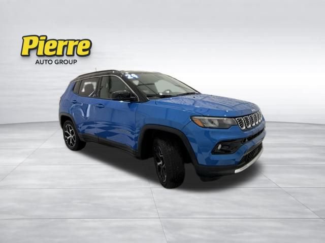 Used 2024 Jeep Compass Limited image 6