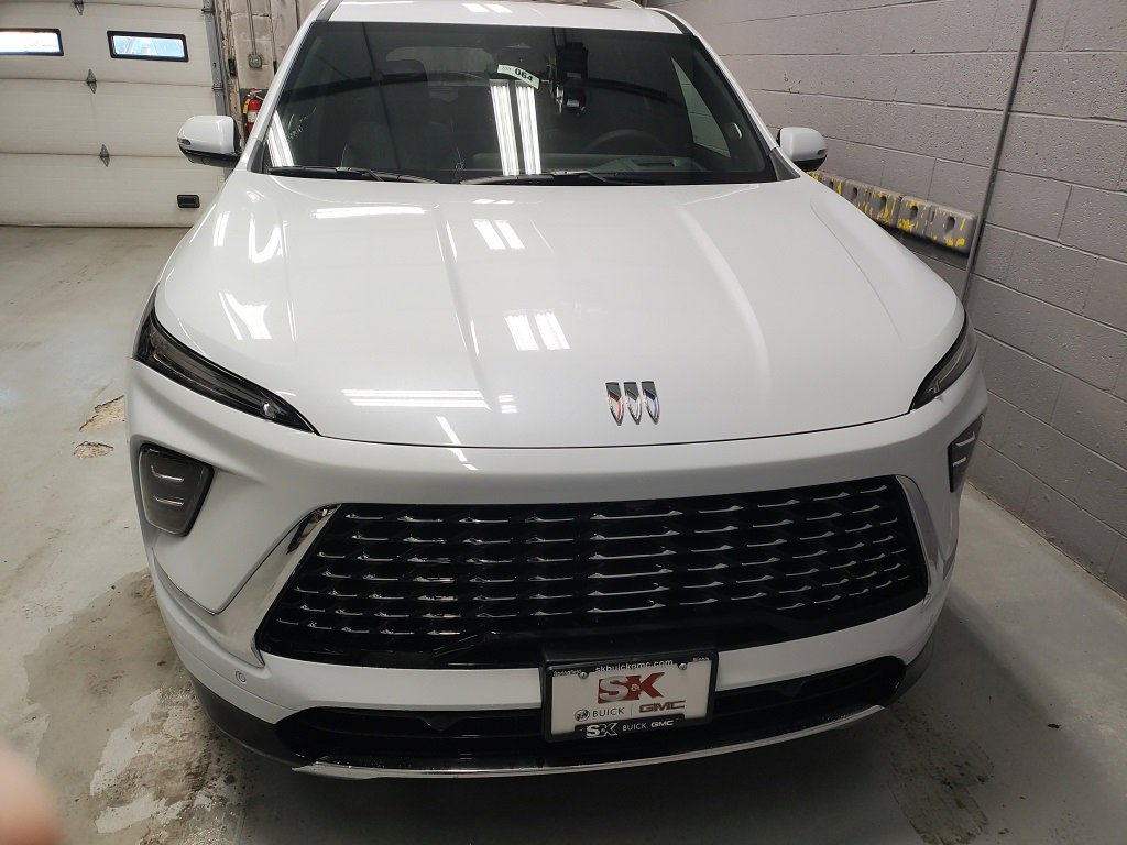 New 2026 Buick Enclave Avenir w/ Super Cruise Package image 6