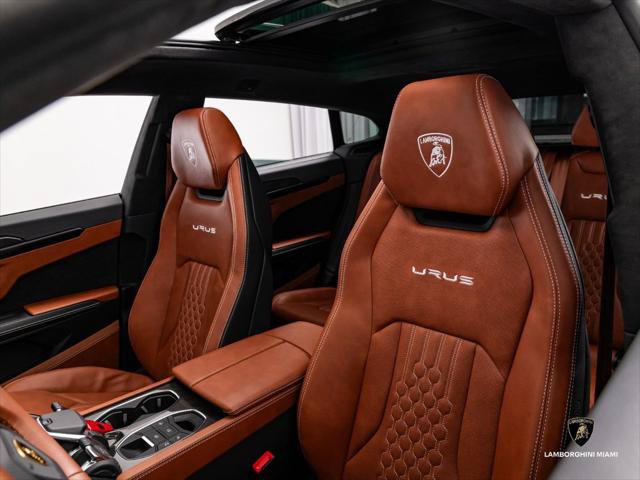 Used 2024 Lamborghini Urus S AWD/4WD image 27